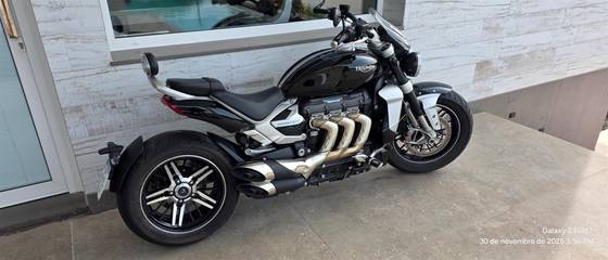 TRIUMPH ROCKET III GT 
